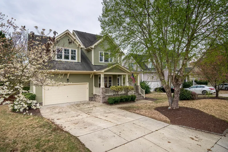 Asphalt, Metal, or Architectural Shingles: An Honest Comparison for the 2024 American Homeowner